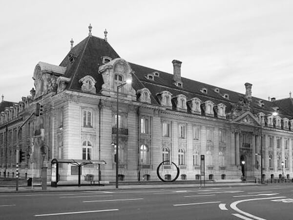 Le siège de l’Arbed, construit sous la direction d’Eustache Giorgetti.