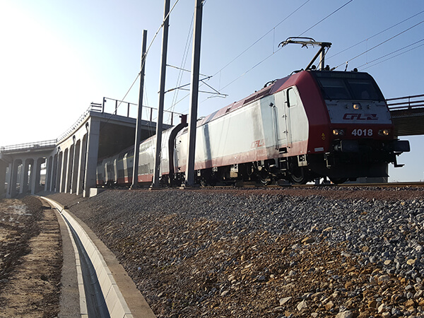 Félix Giorgetti réalise une partie importante de la nouvelle ligne CFL qui relie la gare de Bettembourg à Luxembourg-ville.