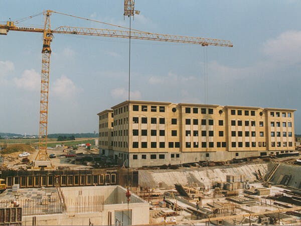 Construction of the new Félix Giorgetti head-office. Moving-in date 1992.