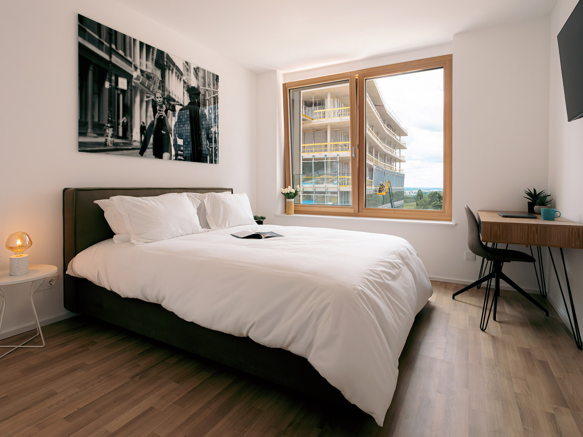 01-Escher_bedroom-copy.jpg
